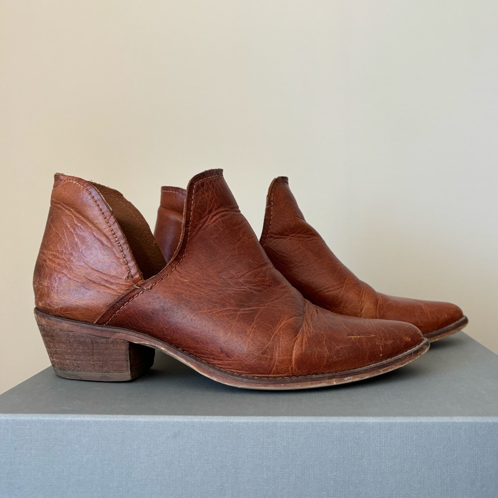 Steve Madden Austin Booties